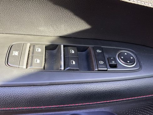 Used 2022 Kia Forte GT w/ GT Technology Package image 8