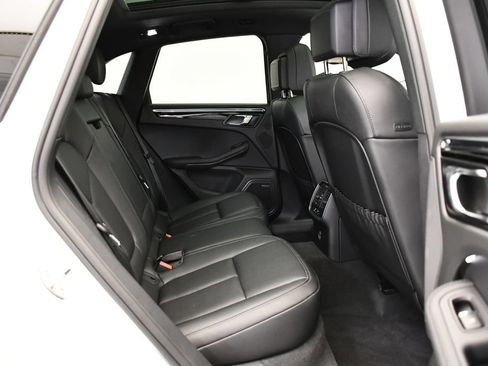 Certified 2026 Porsche Macan AWD/4WD image 55