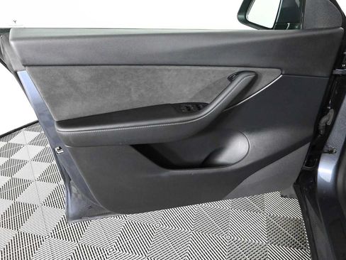 Used 2022 Tesla Model Y Performance AWD/4WD image 20