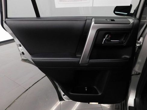 Used 2021 Toyota 4Runner SR5 Premium image 26