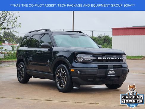 Used 2023 Ford Bronco Sport Outer Banks w/ Tech Package AWD/4WD image 3