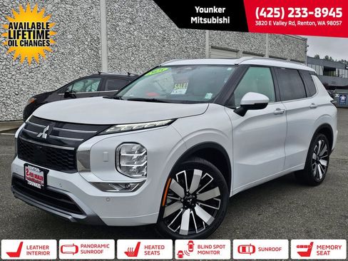 Used 2025 Mitsubishi Outlander SEL AWD/4WD image 1