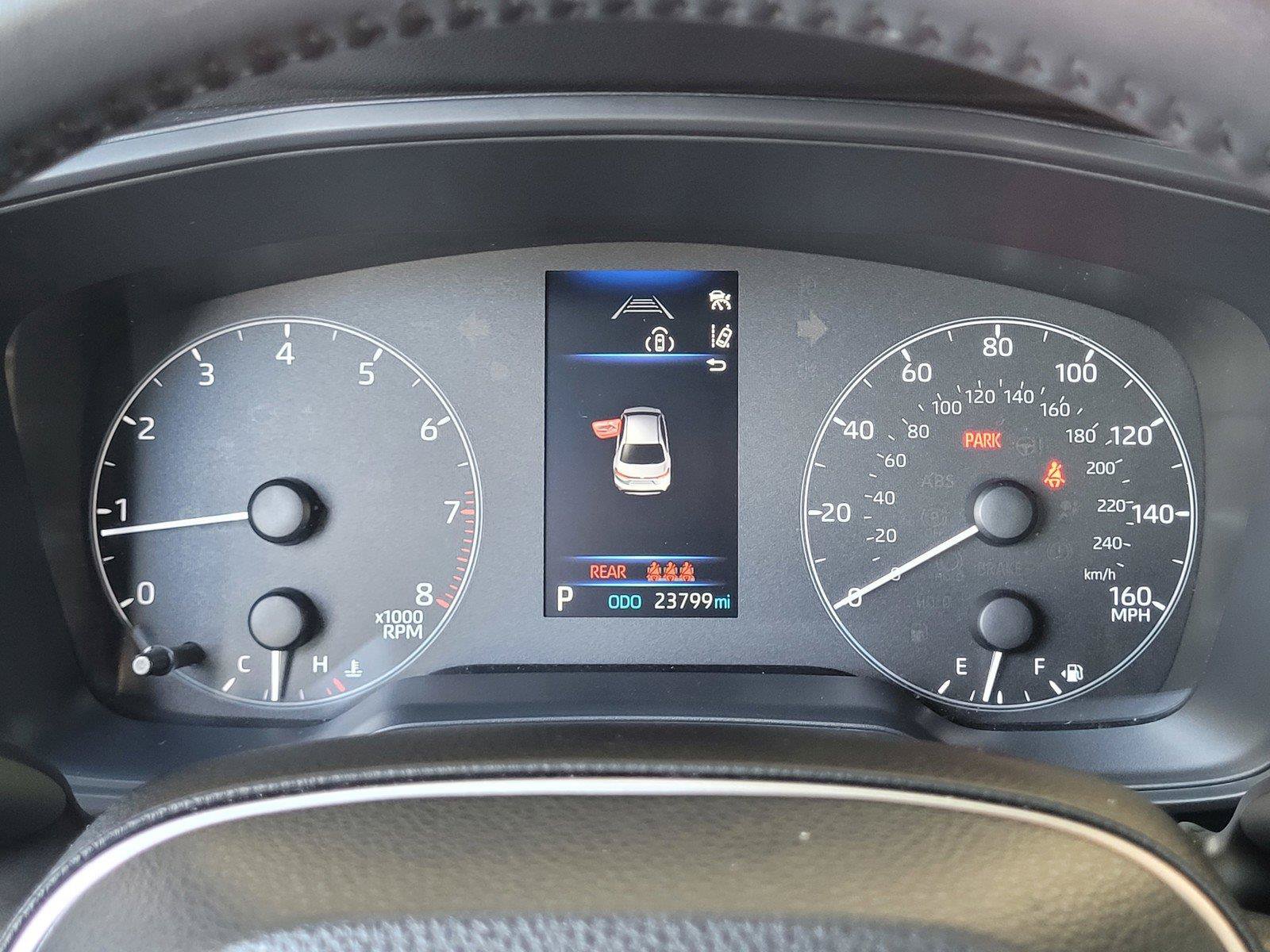 Used 2023 Toyota Corolla SE w/ SE Premium Package FWD image 29