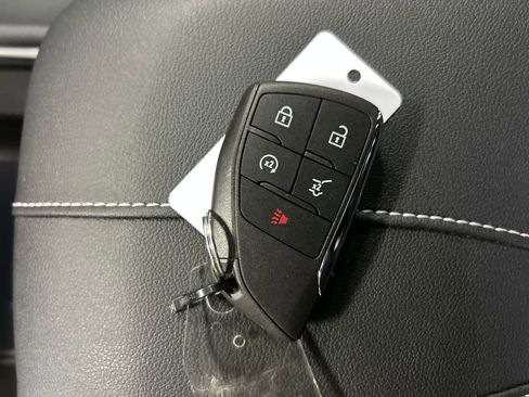 Used 2025 Chevrolet Traverse LT w/ Enhanced Driving Package image 22