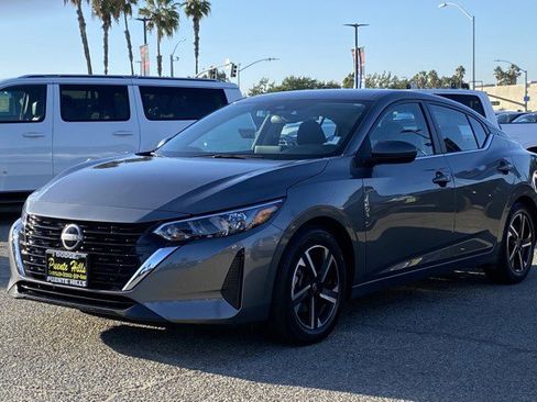 Used 2024 Nissan Sentra SV image 3