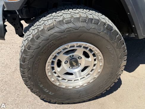 Used 2021 Jeep Wrangler Sport AWD/4WD image 5
