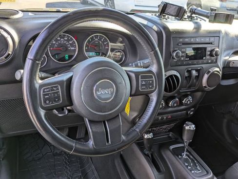 Used 2016 Jeep Wrangler Sport image 16