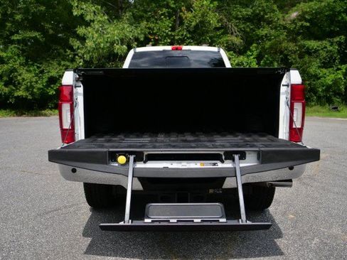 Used 2021 Ford F350 King Ranch w/ King Ranch Ultimate Package AWD/4WD image 39