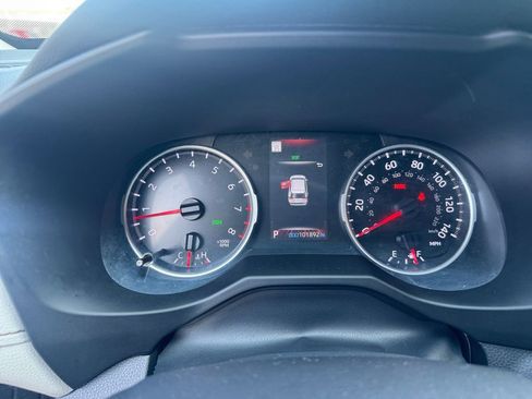 Used 2021 Toyota RAV4 XLE Premium AWD/4WD image 26