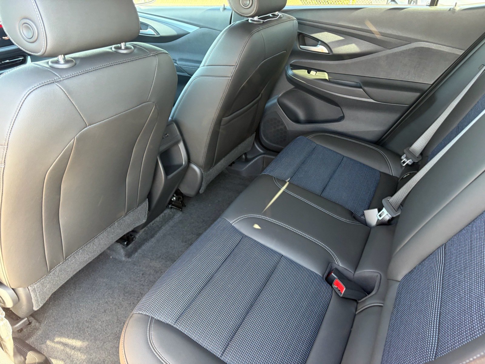 Used 2026 Buick Envista Sport Touring FWD image 28