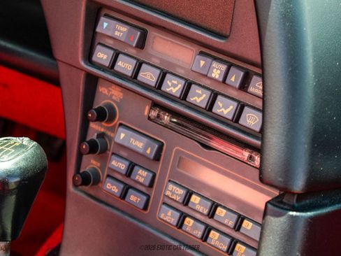 Used 1991 Chevrolet Corvette Convertible RWD image 22