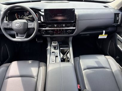 New 2026 Nissan Pathfinder SL