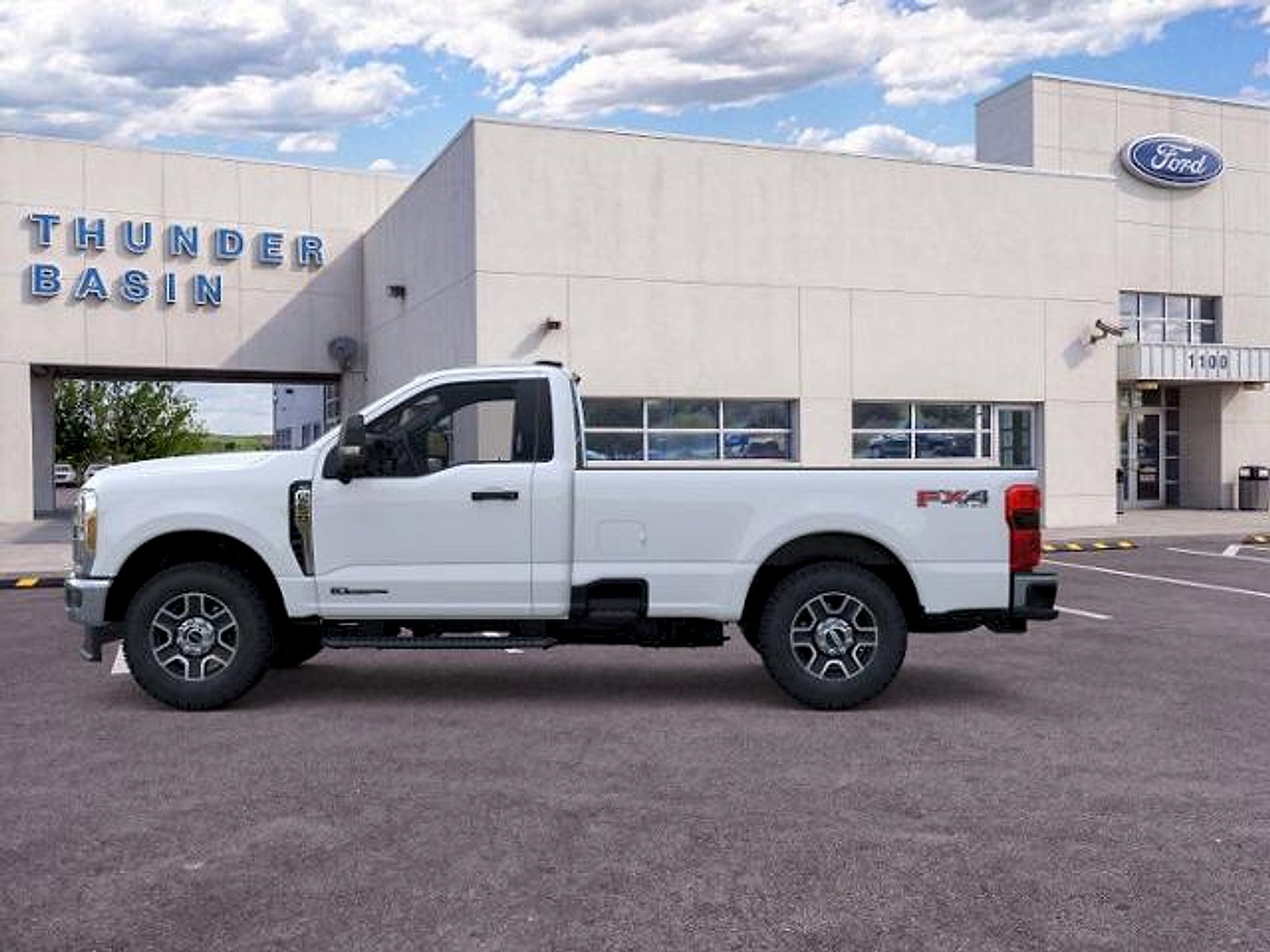 New 2025 Ford F250 XLT w/ 360-Degree Camera Package AWD/4WD image 3
