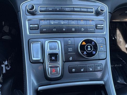 Certified 2023 Hyundai Santa Fe Calligraphy image 18