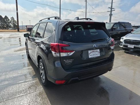 Used 2023 Subaru Forester Premium w/ Popular Package #1 AWD/4WD image 8