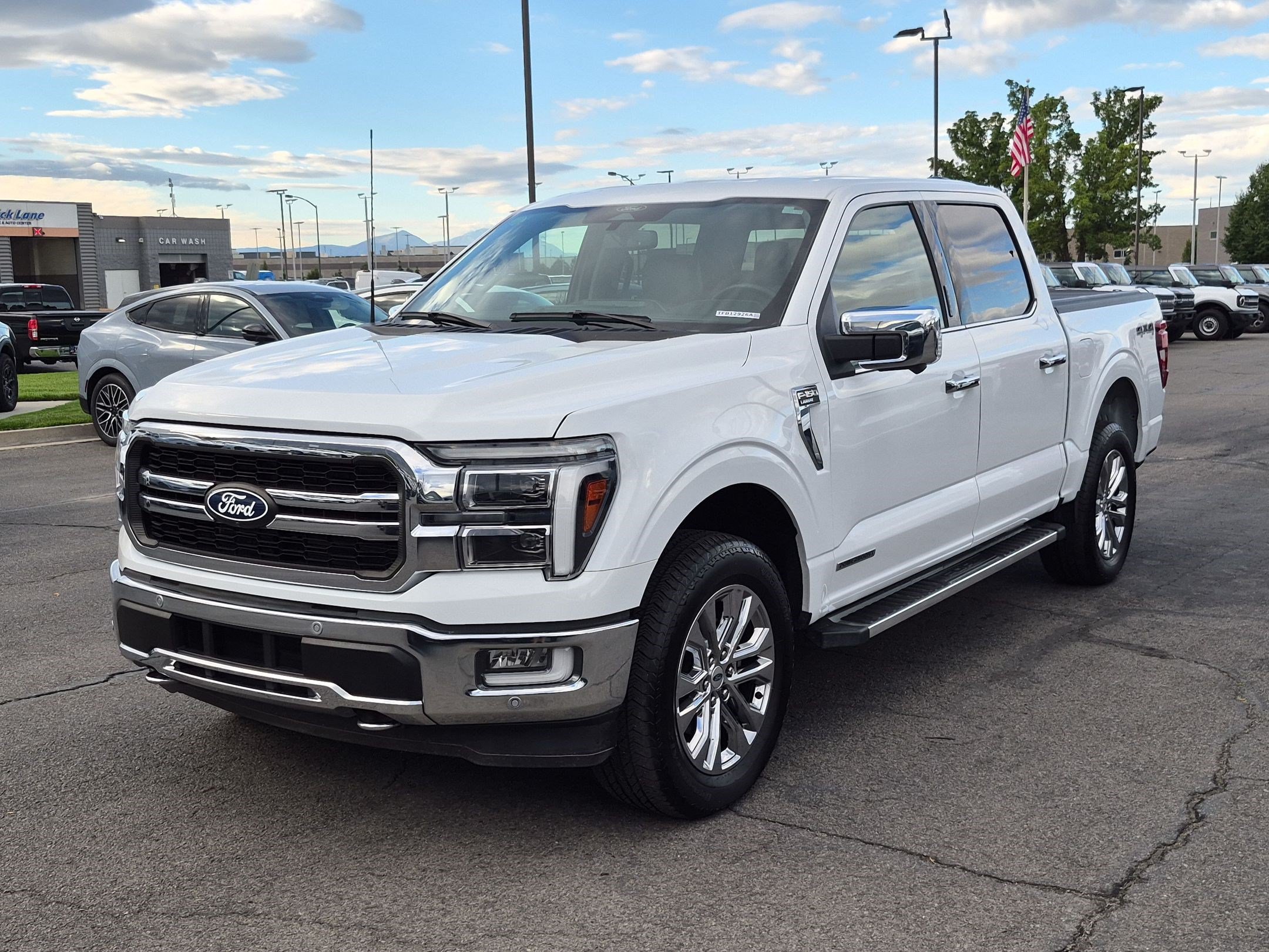Used 2024 Ford F150 Lariat w/ Tow/Haul Package AWD/4WD image 11