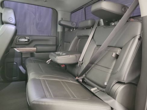 Certified 2022 GMC Sierra 2500 Denali w/ Denali Ultimate Package AWD/4WD image 10