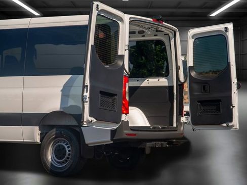Used 2025 Mercedes-Benz Sprinter 144 Cargo image 10