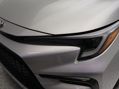 Certified 2024 Toyota Corolla SE FWD image 3