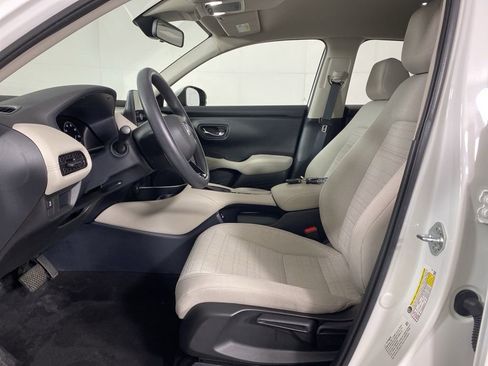 Used 2023 Honda HR-V LX image 16