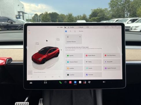 Used 2022 Tesla Model Y Performance AWD/4WD image 24