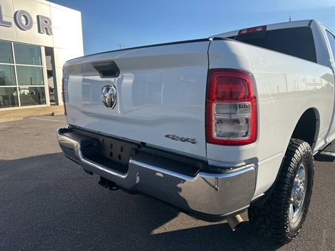 Used 2024 RAM 2500 Tradesman w/ Chrome Appearance Group image 21
