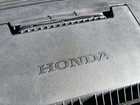 Used 2023 Honda Pilot Elite image 32