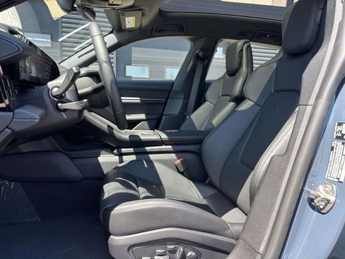 New 2026 Porsche Taycan 4S AWD/4WD image 16