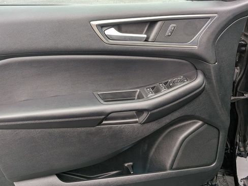 Used 2022 Ford Edge SEL w/ Convenience Package AWD/4WD image 11