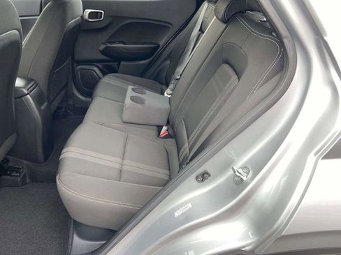 Certified 2023 Hyundai Venue SEL w/ Cargo Package image 14