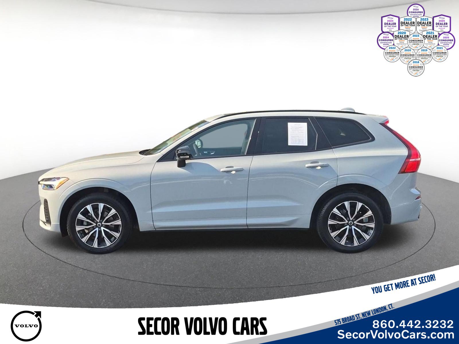 Used 2024 Volvo XC60 B5 Core w/ Protection Package Premier AWD/4WD image 9
