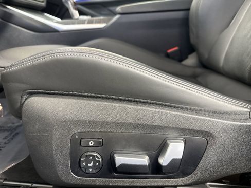 Used 2022 BMW M4 xDrive Competition w/ Executive Package image 22