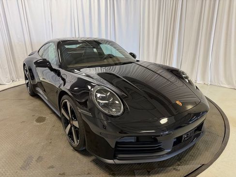 Used 2026 Porsche 911 Carrera 4S AWD/4WD image 27