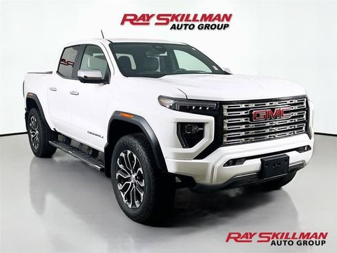 Used 2025 GMC Canyon Denali AWD/4WD image 1