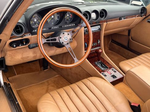 Used 1987 Mercedes-Benz 560 SL image 41