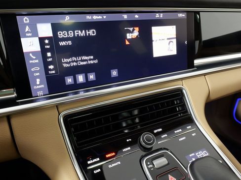 Used 2021 Porsche Panamera 4 image 61