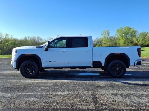 New 2026 GMC Sierra 2500 AT4 w/ AT4 Premium Plus Package AWD/4WD image 6