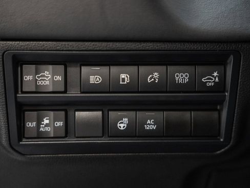 Used 2024 Toyota Tundra Platinum image 53