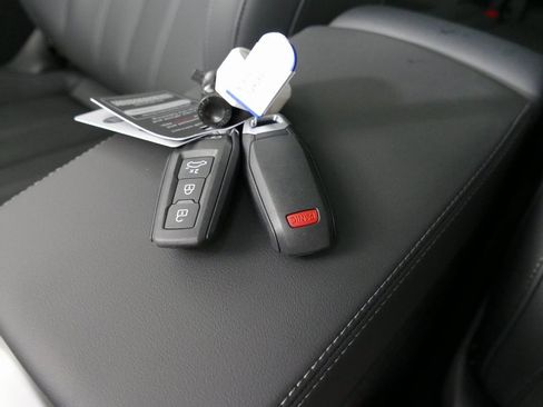 New 2025 Audi Q5 Premium Plus image 13