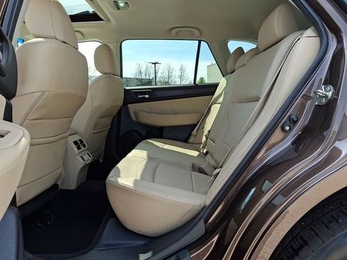 Used 2019 Subaru Outback 2.5i Limited image 13