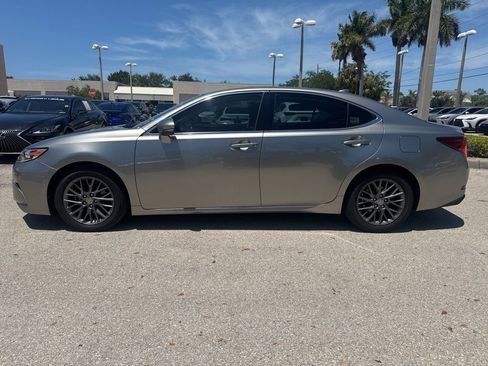 Used 2018 Lexus ES 350 w/ Premier Package FWD image 3