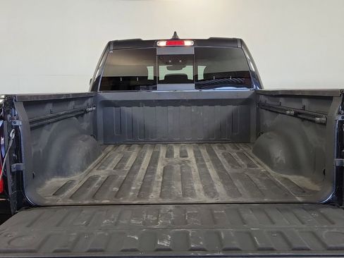 Used 2025 RAM 1500 Big Horn RWD image 24