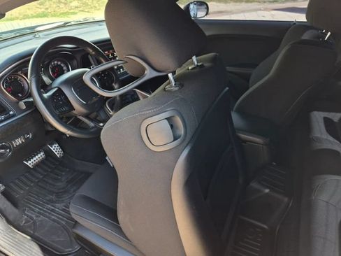 Used 2022 Dodge Challenger R/T Scat Pack RWD image 12