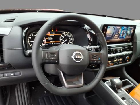 New 2026 Nissan Pathfinder SV image 21