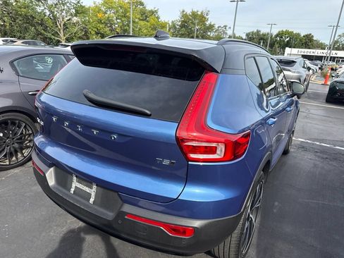 Used 2021 Volvo XC40 T5 R-Design AWD/4WD image 5