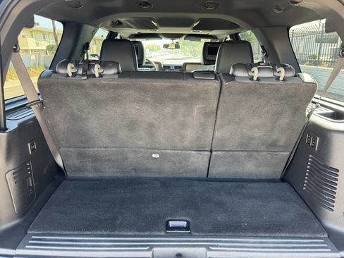 Used 2014 Lincoln Navigator 2WD image 14