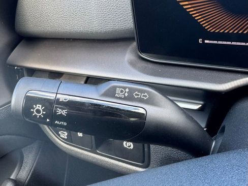 New 2026 Kia Sportage EX image 17