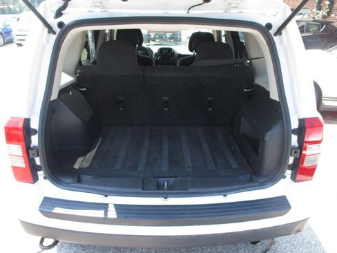 Used 2016 Jeep Patriot Latitude image 5