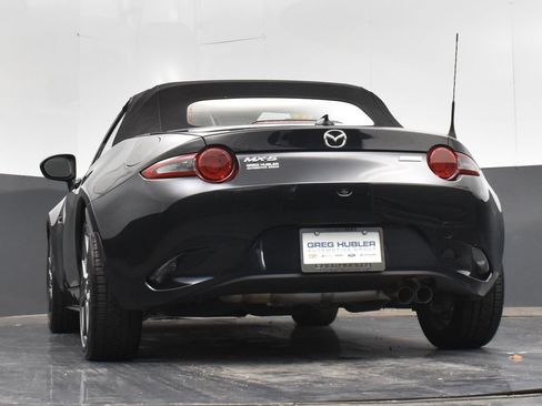 Used 2019 MAZDA MX-5 Miata Grand Touring RWD image 27