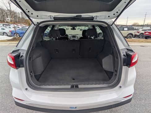 Used 2020 Chevrolet Equinox LT image 12